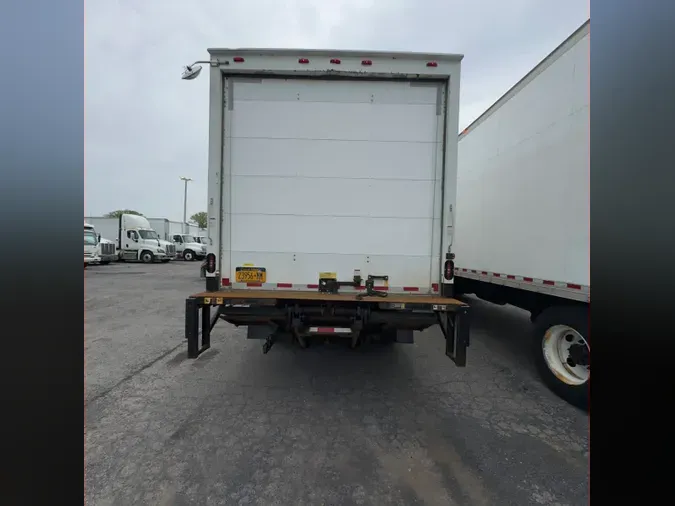 2018 ISUZU NPR