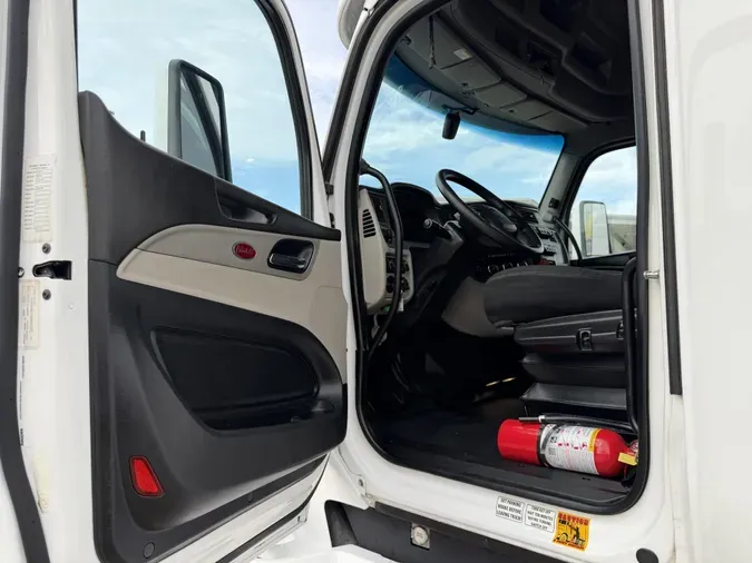 2022 Peterbilt 579a13e02a83df98f26f6c7d2ff741e9df4
