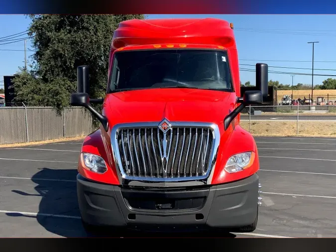 2021 INT LT625 6x4