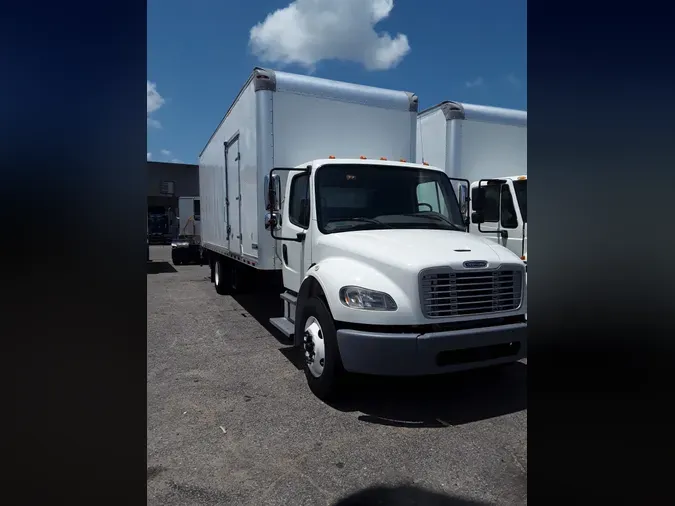 2018 FREIGHTLINER M2 106