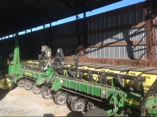 2004 John Deere 1730