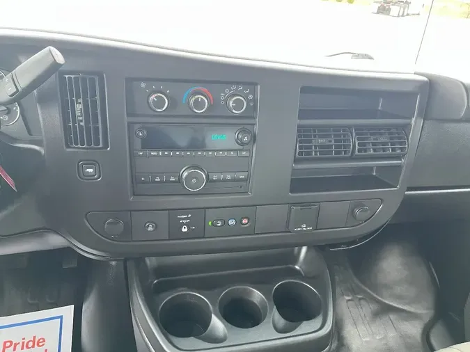 2022 GMC G3500