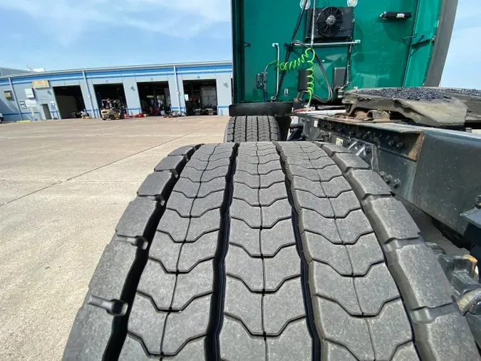2020 Kenworth T680