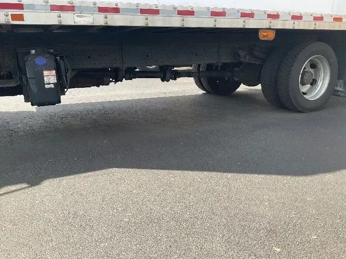 2017 HINO TRUCK 195