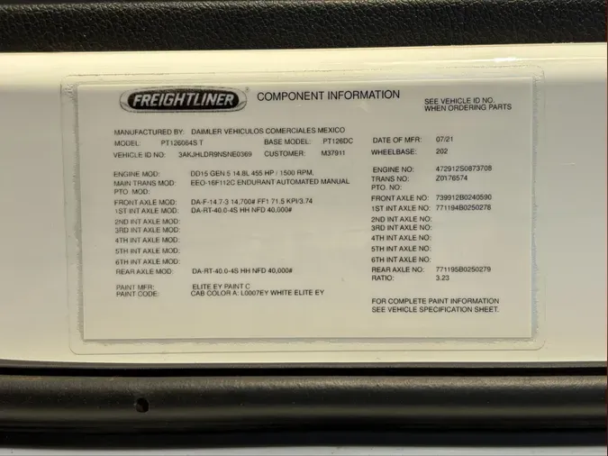 2022 Freightliner Cascadia 126