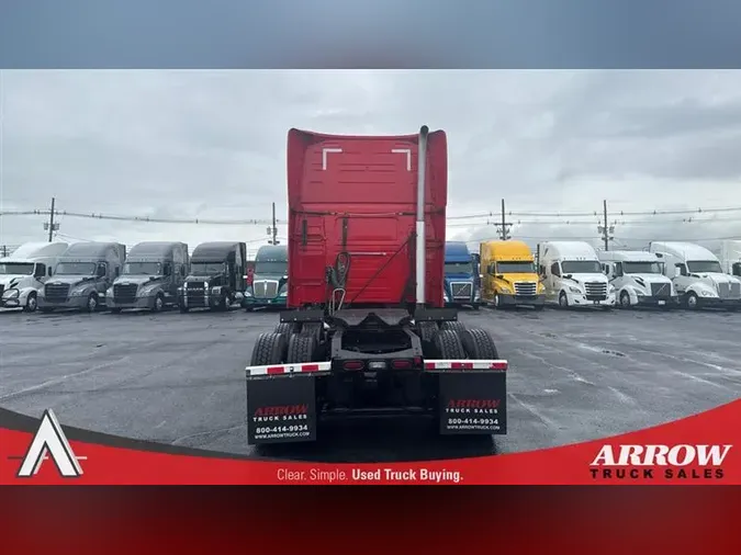 2021 FREIGHTLINER CA126