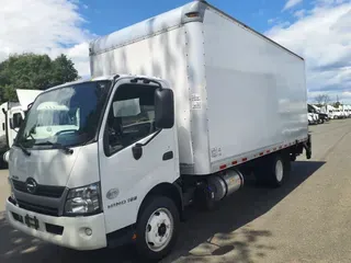 2018 HINO HINO 195