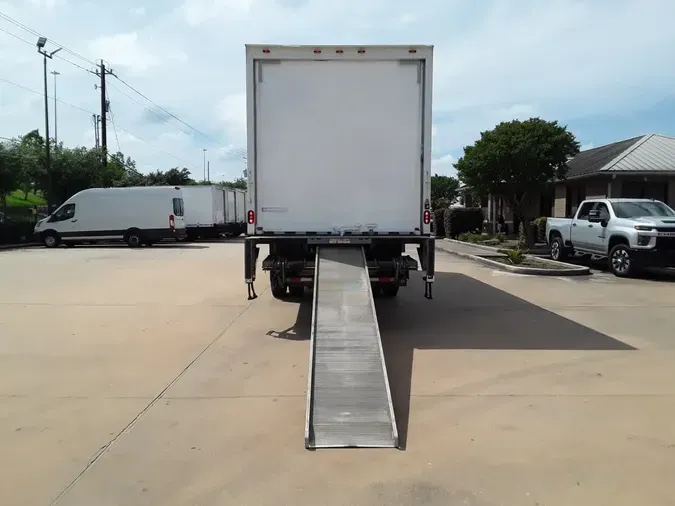 2019 FREIGHTLINER/MERCEDES M2 106
