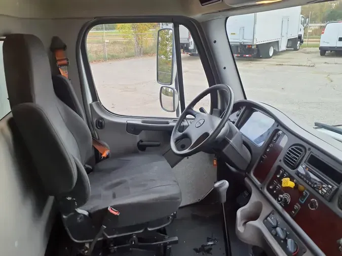 2019 FREIGHTLINER/MERCEDES M2 106a150481ab89b21eaac7e6e27572c632c