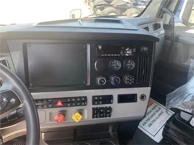 2023 FREIGHTLINER CASCADIA 126