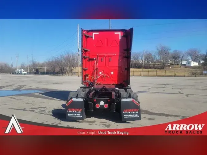 2021 FREIGHTLINER CA126