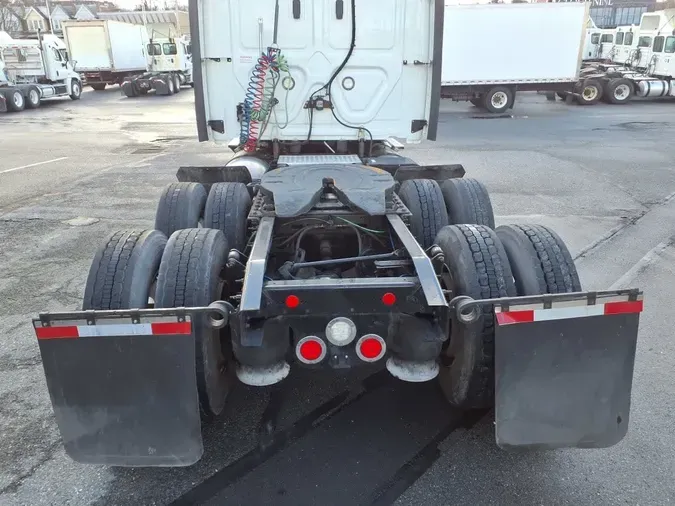 2020 FREIGHTLINER/MERCEDES CASCADIA 125