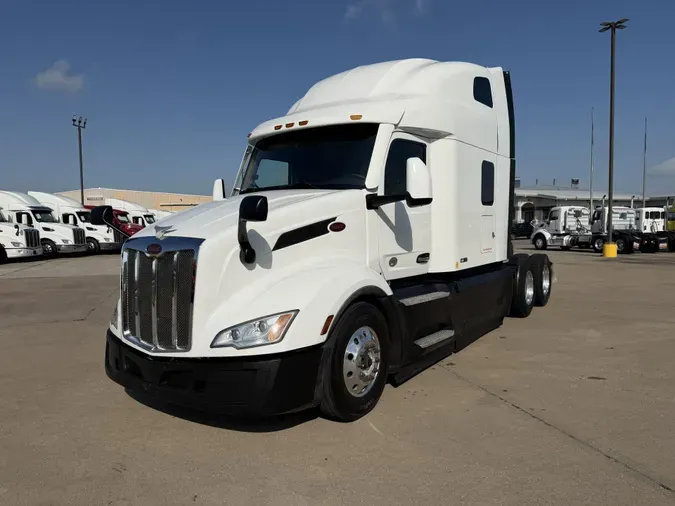 2022 Peterbilt 579a16564fe086e2c6f86c3b0cd12f47f42