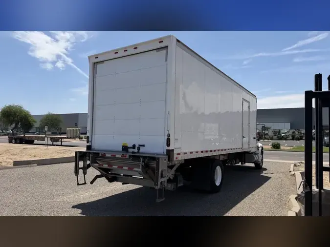 2019 NAVISTAR INTERNATIONAL 4300