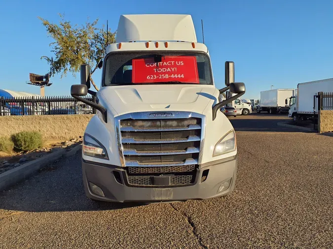 2020 FREIGHTLINER/MERCEDES NEW CASCADIA 116