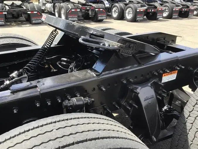 2021 FREIGHTLINER CA126