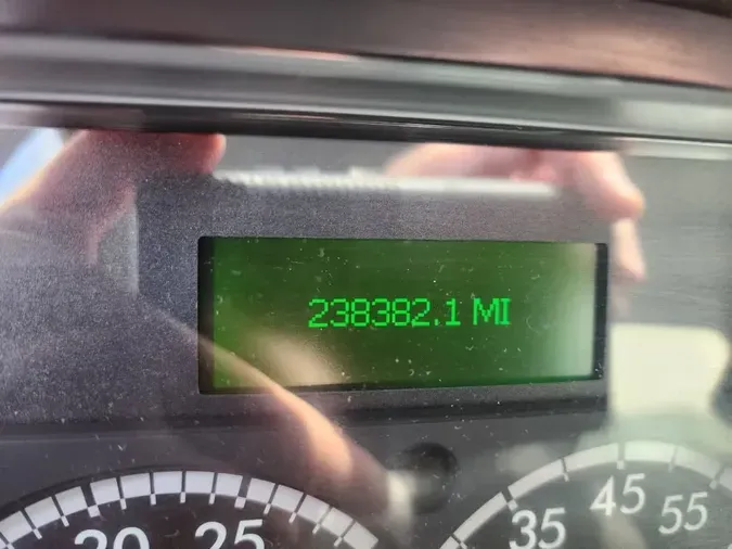 2018 FREIGHTLINER M2 106