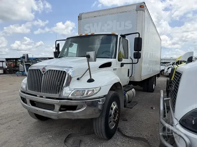 2018 INTERNATIONAL DURASTAR 4300