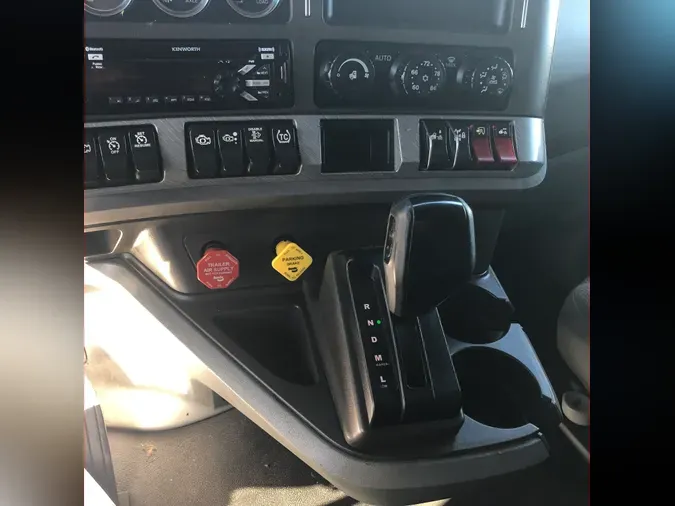 2016 KENWORTH T680