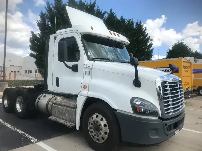 2016 Freightliner X12564STa16e6f454d93bf857926fb0150c504a0
