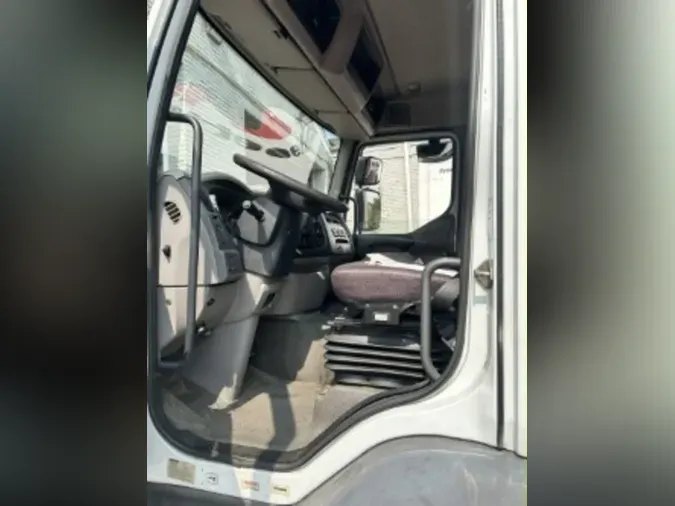 2016 KENWORTH TRUCKS T-270