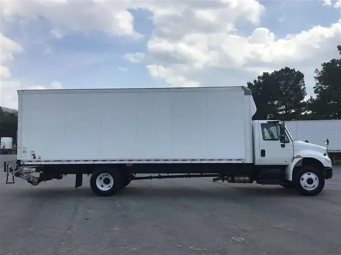 2019 INTERNATIONAL 4300