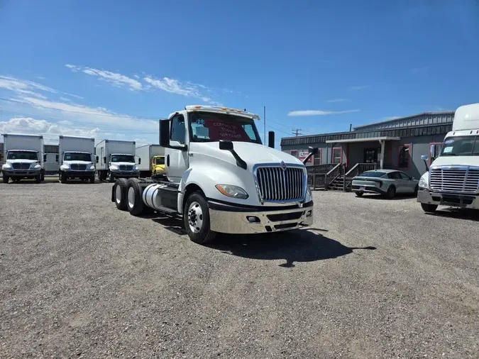 2020 NAVISTAR INTERNATIONAL LT625 DAYCAB T/Aa17efe8171f138601f020dec3031bc77