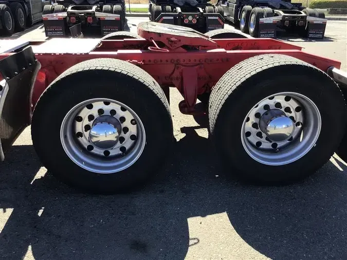 2020 FREIGHTLINER CA116