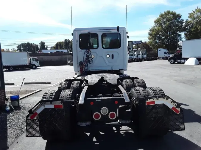 2020 FREIGHTLINER/MERCEDES CASCADIA 125