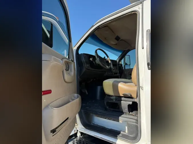 2005 GMC C6500