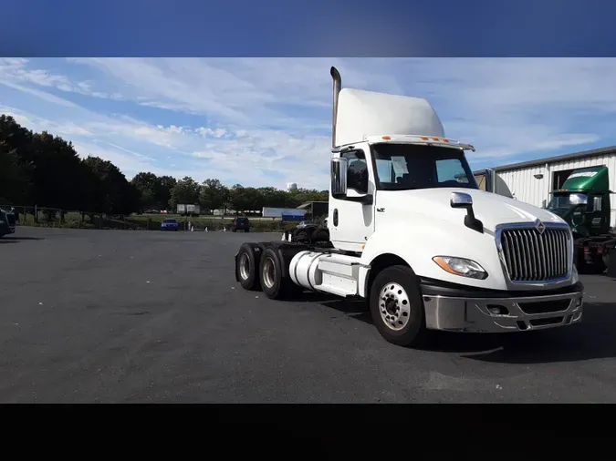 2019 International LTa18d2335e8cd60a727e5718bb84ef23c