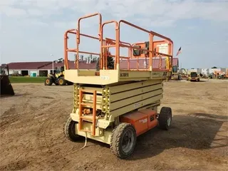 2001 JLG 3369LE