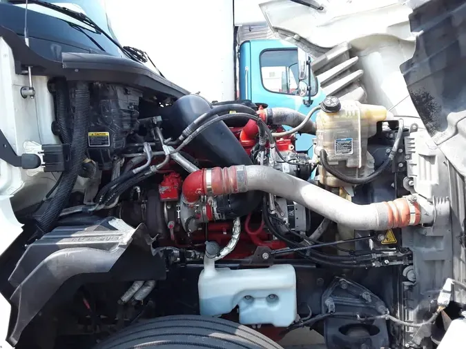 2019 NAVISTAR INTERNATIONAL LT625 SLPR CAB