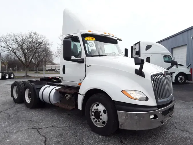 2019 NAVISTAR INTERNATIONAL LT625 DAYCAB T/A