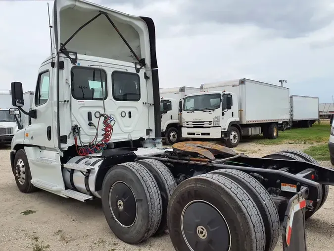 2020 FREIGHTLINER CASCADIA 125