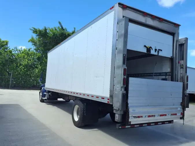 2019 FREIGHTLINER M2 106