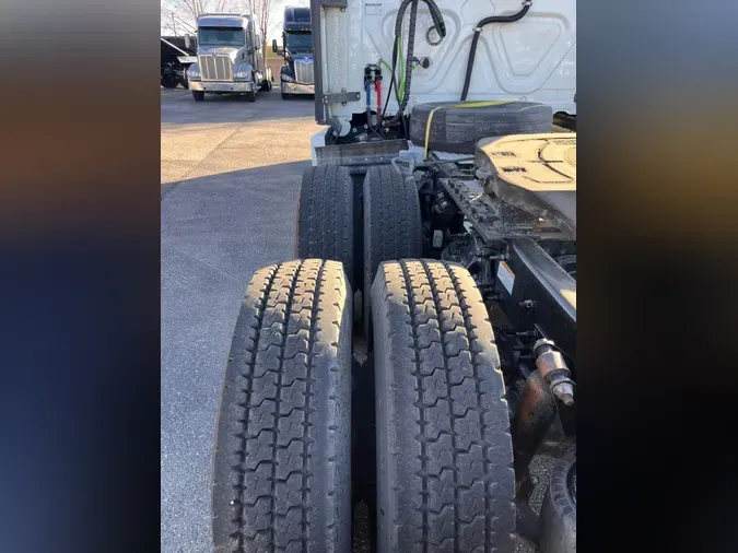 2020 Freightliner Cascadia