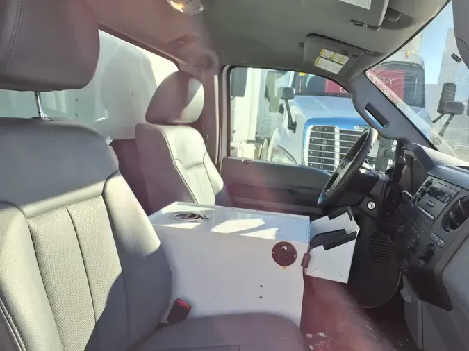 2016 FORD MOTOR COMPANY F550