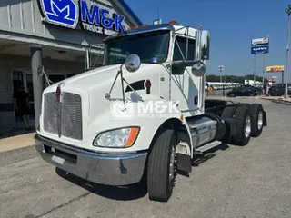 2018 KENWORTH T370