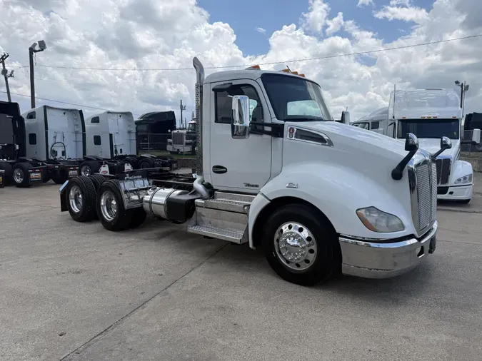 2021 Kenworth T680a1a3f2707ec6f839c78f84d1de0e633b