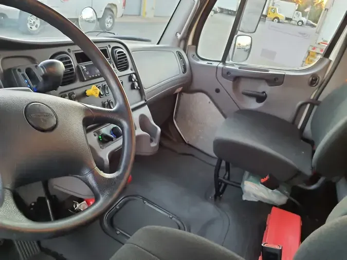 2020 FREIGHTLINER/MERCEDES M2 106a1a47f98768101c72d8c7f92f21e1788