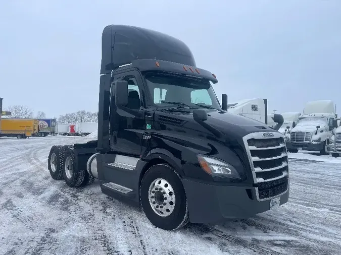 2018 Freightliner T12664STa1a487095aea9c097ce1bc66437d1ef1