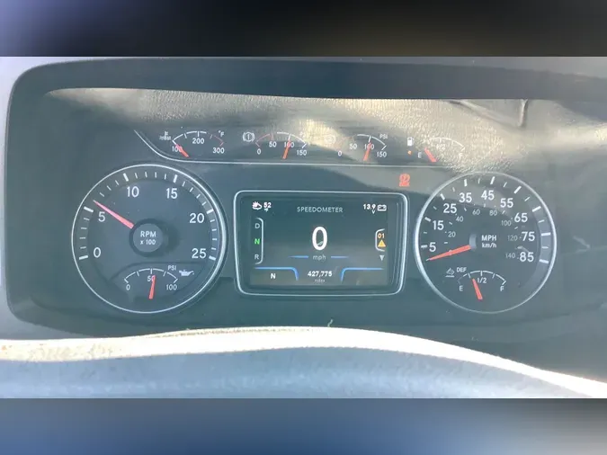 2021 International LTa1a58c9a7fc4ac2a6b190546254289a9