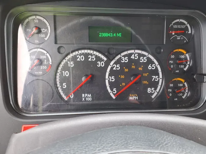 2020 FREIGHTLINER/MERCEDES M2 106