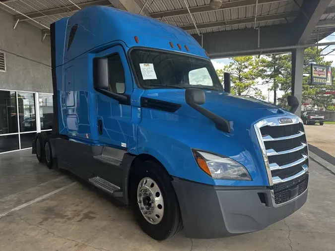 2021 Freightliner Cascadia