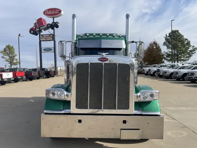 2024 Peterbilt 389a1aac727aa80d9896e309197463b3ebb