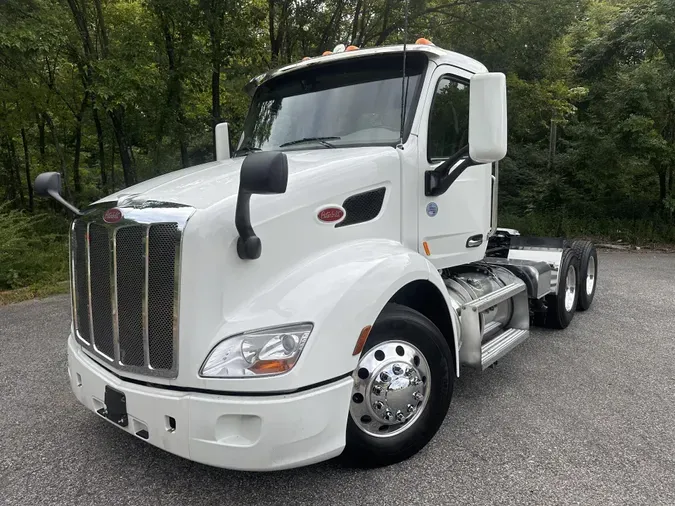 2022 Peterbilt 579