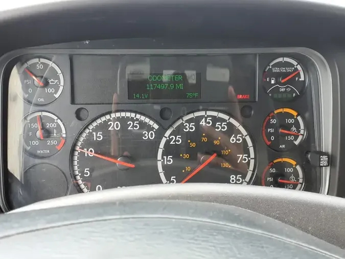 2019 FREIGHTLINER M2 106