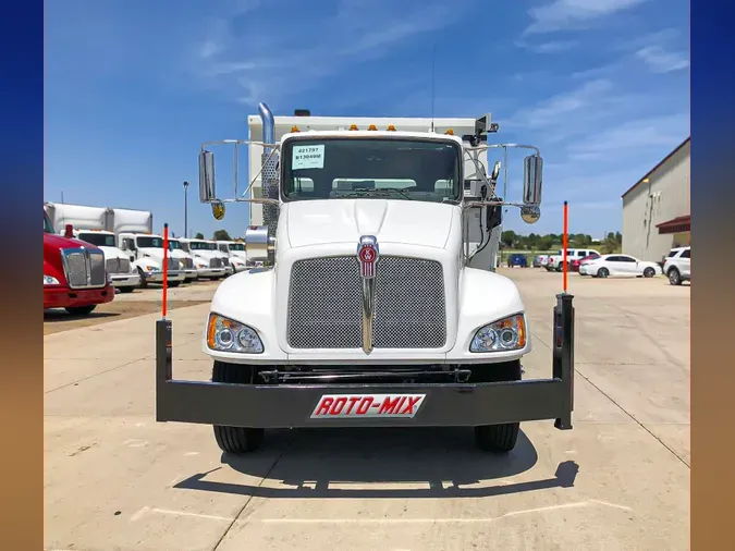 2021 KENWORTH T370