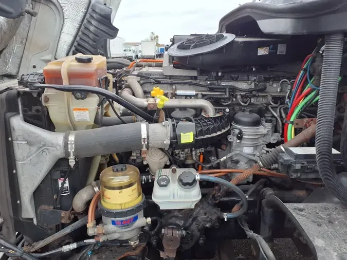 2018 FREIGHTLINER/MERCEDES CASCADIA 125